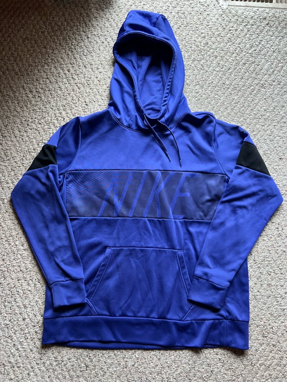 Nike Women’s Hooded Sweatshirt